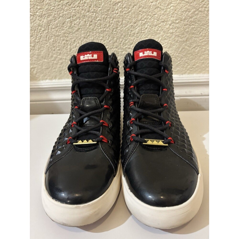 Nike LeBron 12 NSW Lifestyle QS Black Challenge Red Men’s Size 10.5 716417-001